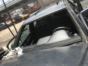 Mercedes Benz C250 Windscreen