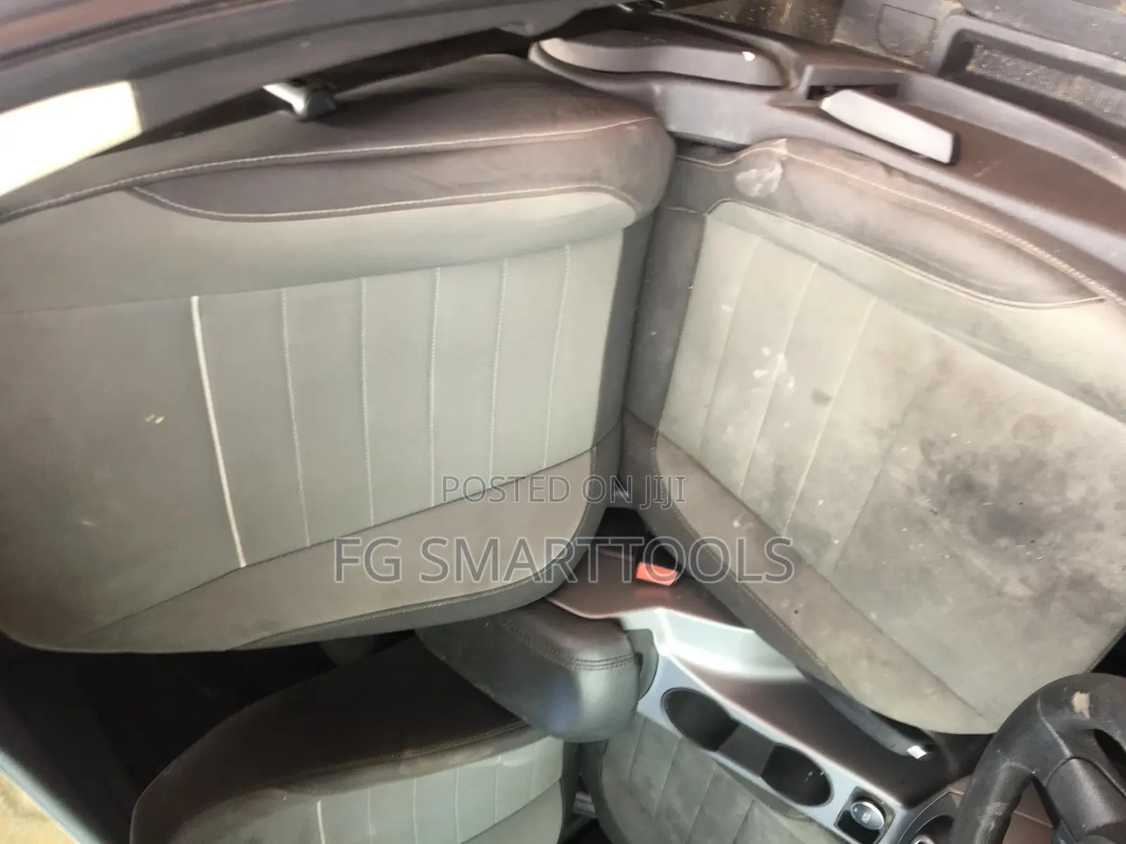 Car Interior Detailing / Cleaning