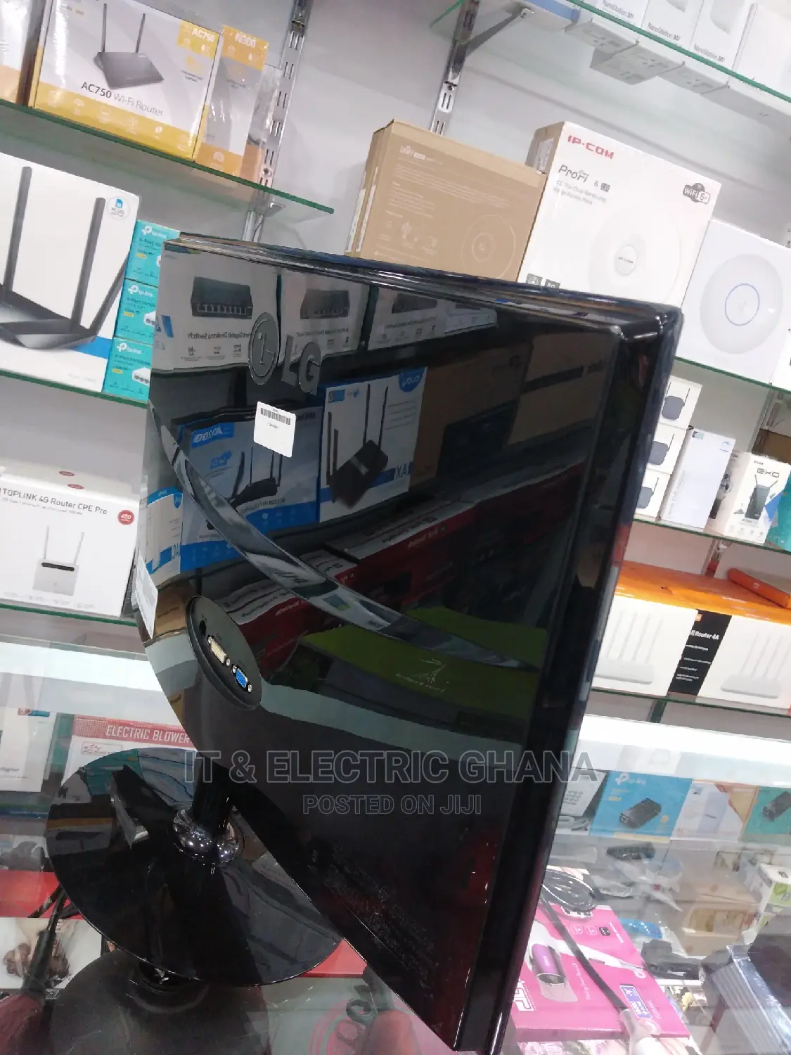 LG 22 Inches Monitor