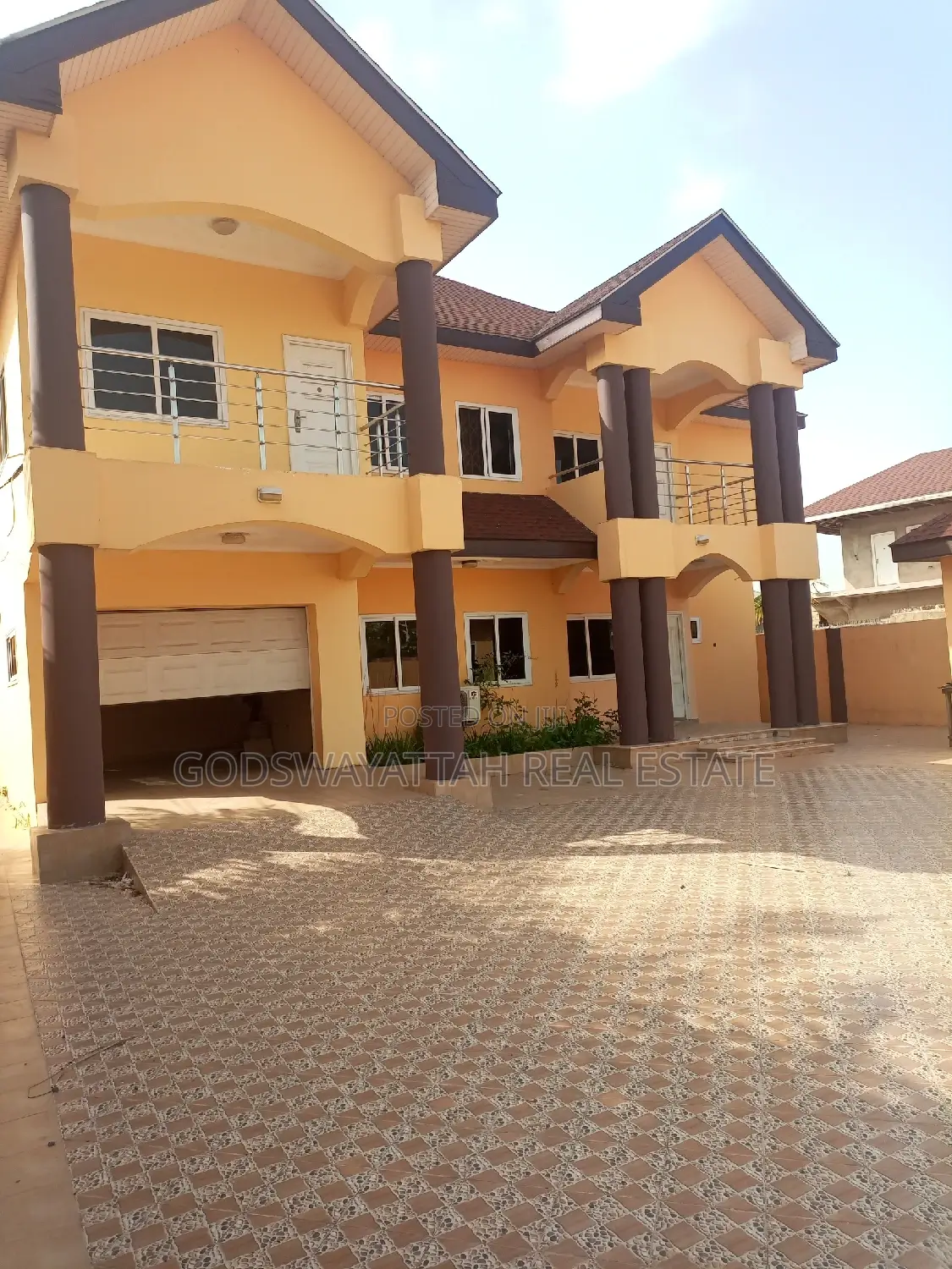 4bdrm House in East Legon for rent