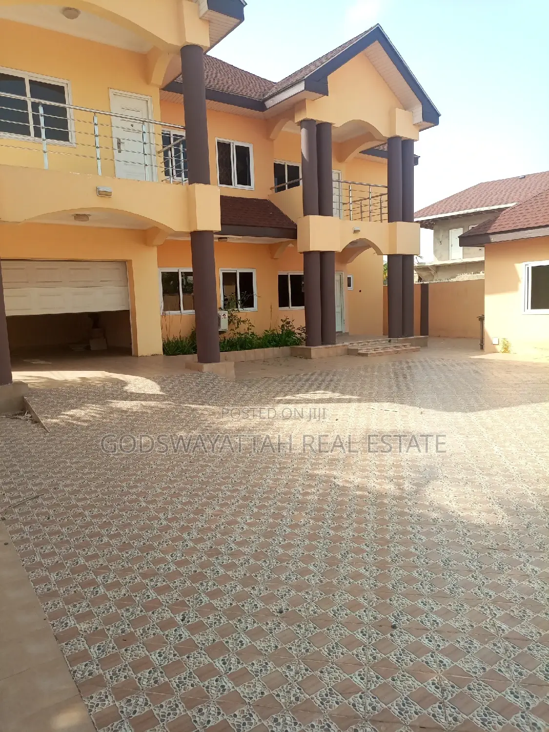 4bdrm House in East Legon for rent