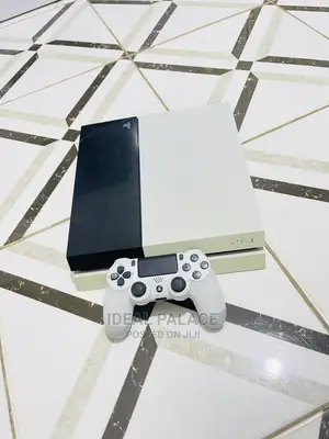 Ps4 Standard Limited White And Black