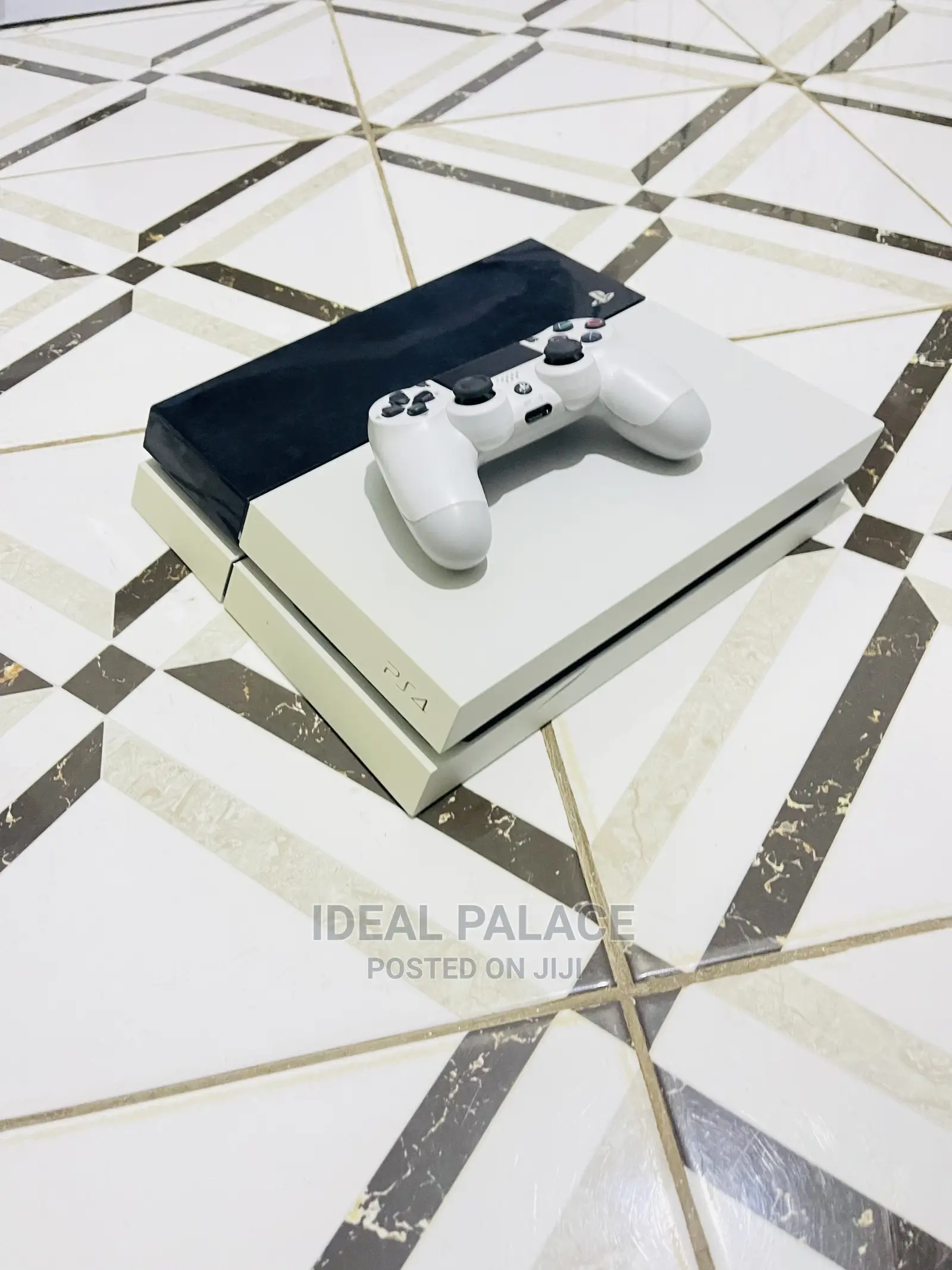 Ps4 Standard Limited White And Black