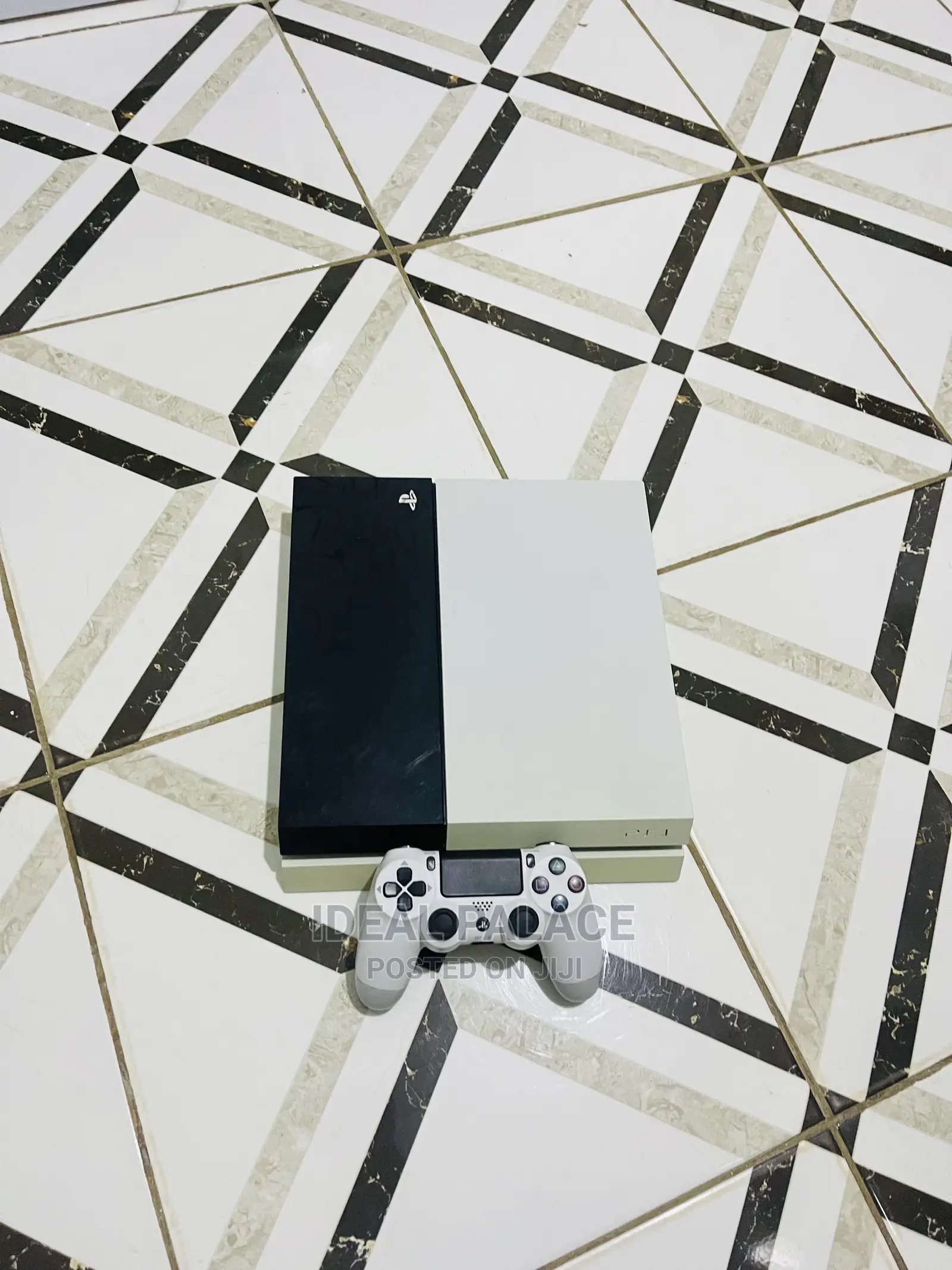 Ps4 Standard Limited White And Black