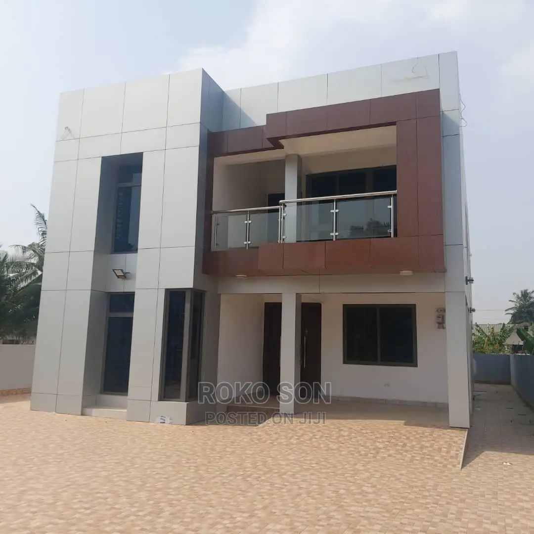 5bdrm Duplex in Dr Roko, North Legon for Sale