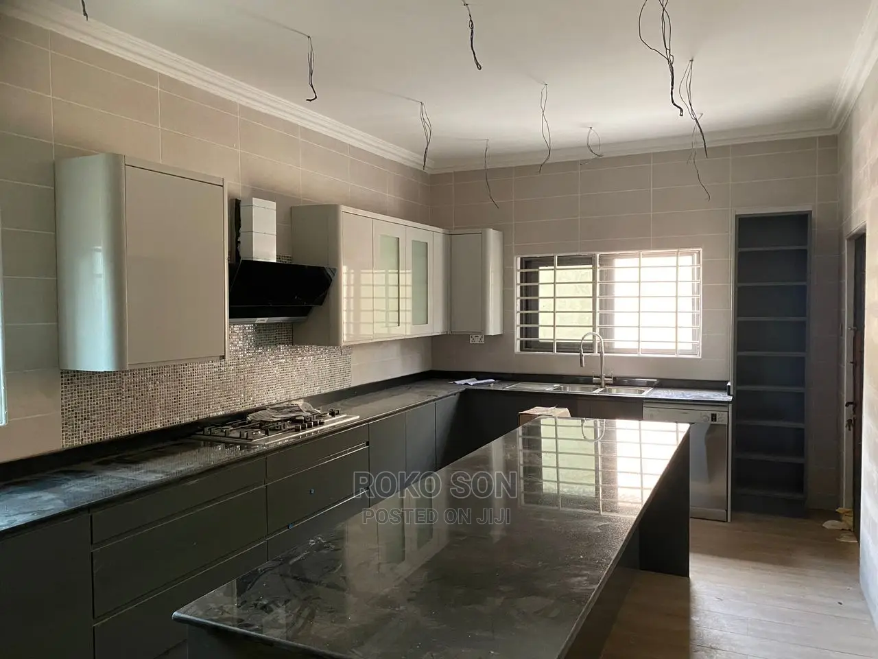 3bdrm Duplex in Dr Roko, West Legon for Sale