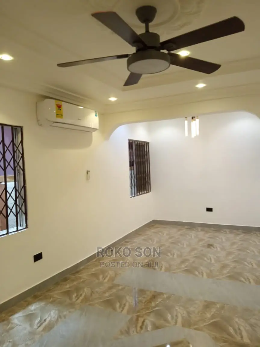 4bdrm Duplex in Dr Roko, West Legon for Sale