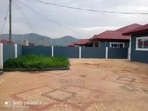 4bdrm House in Dr Roko, Dome for Sale