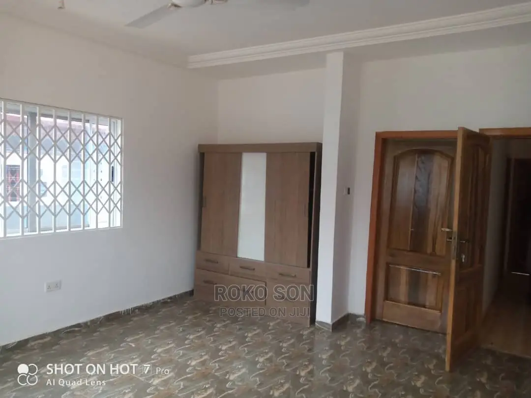 4bdrm House in Dr Roko, Dome for Sale