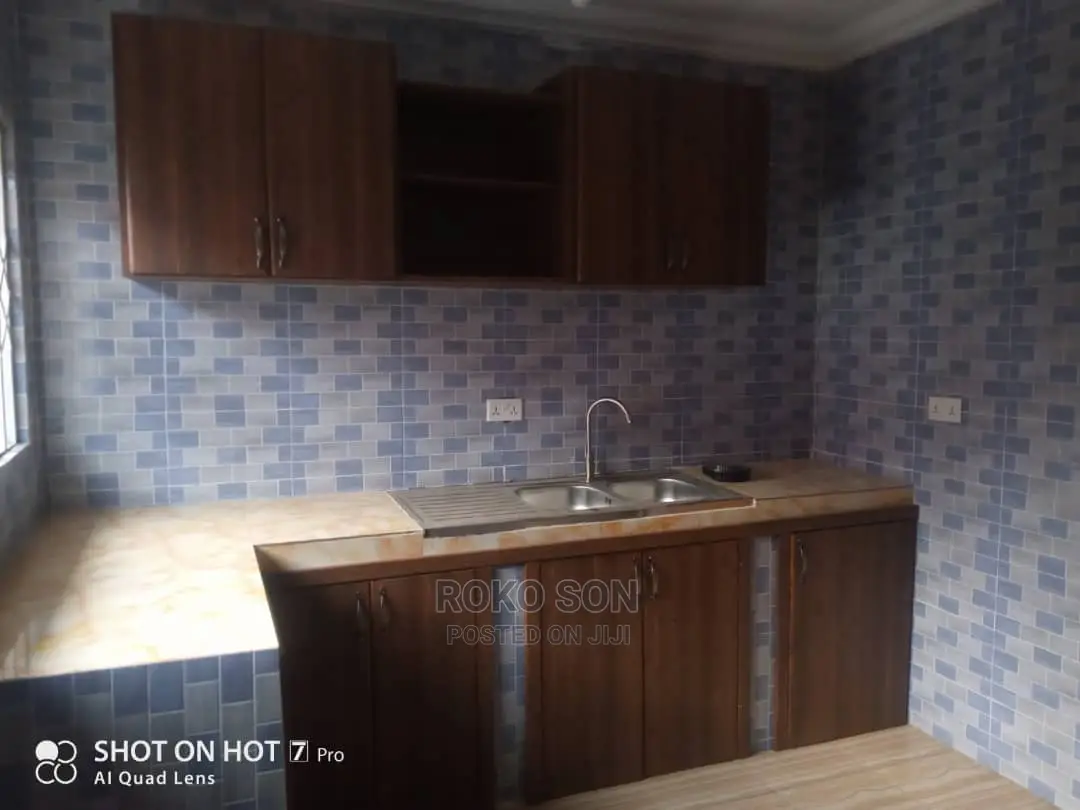 4bdrm House in Dr Roko, Dome for Sale