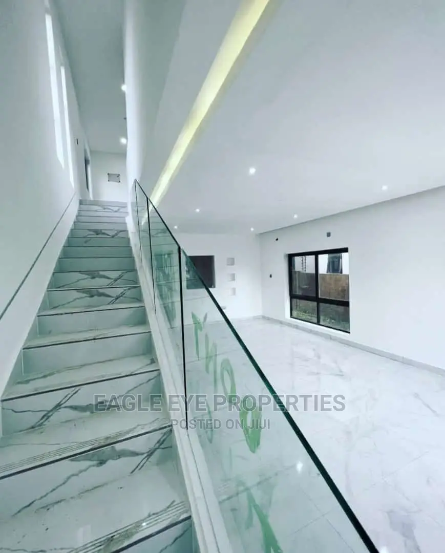 3bdrm House in Adjiriganor for sale