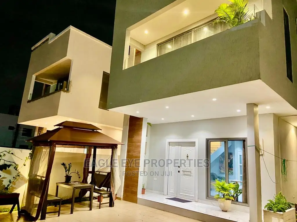 3bdrm House in Adjiriganor for sale