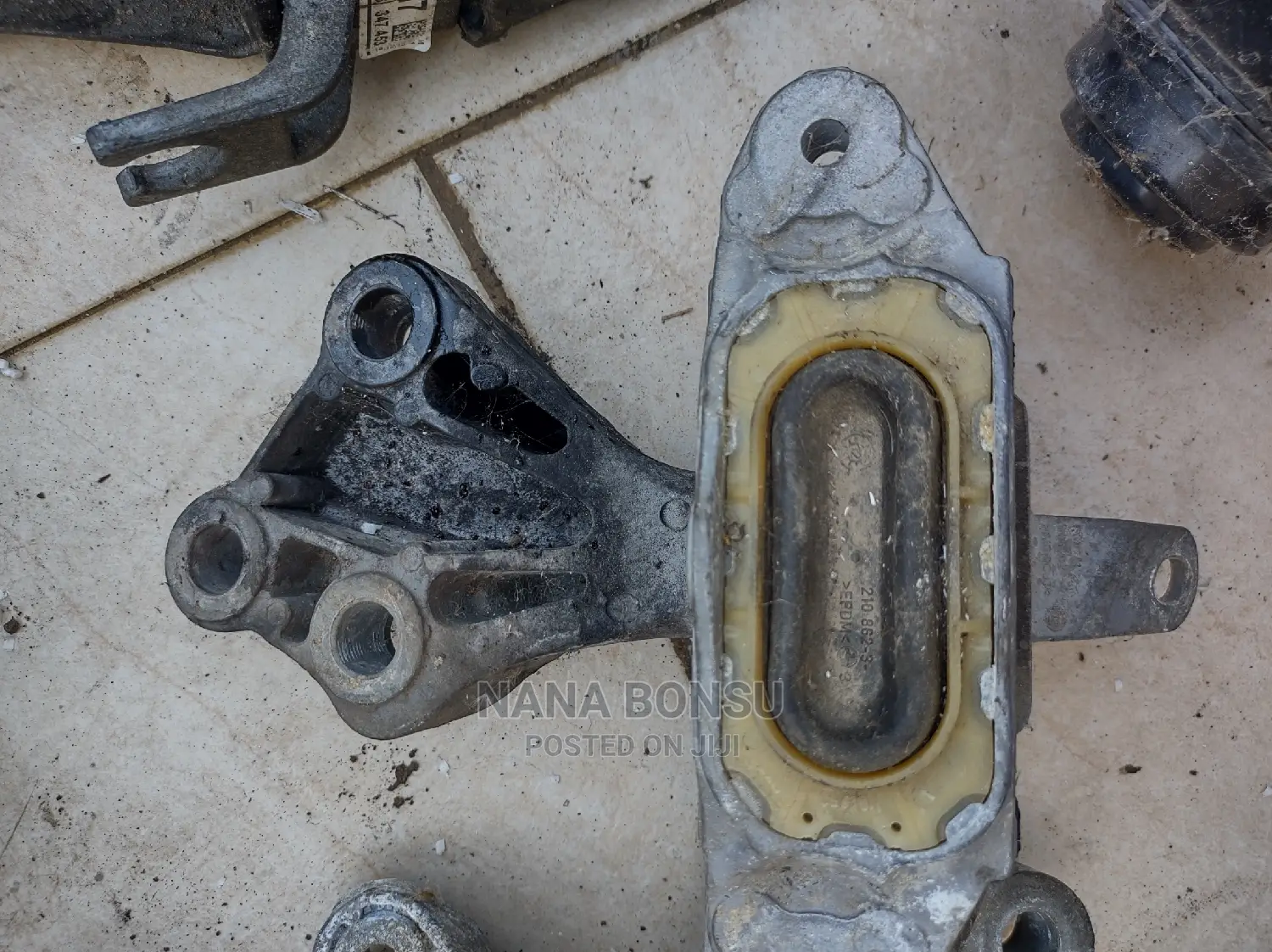 Various Engine Seats