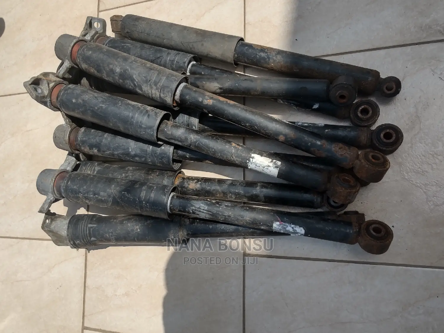 2010 - 2019 Chevrolet Cruze Back Shocks