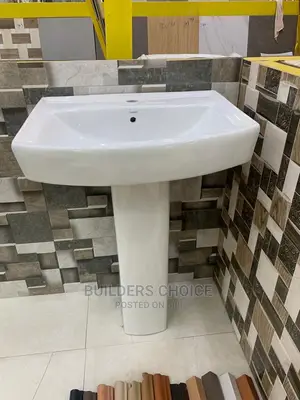 Close Couple Set With Basin