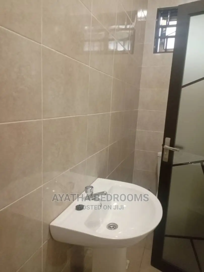 5bdrm House in Ayathar Bedroom, Teshie for Rent