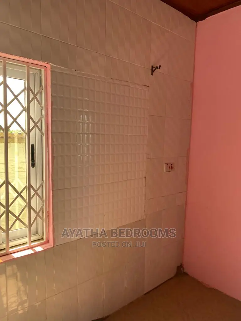 2bdrm Apartment in Ayathar Bedroom, Teshie for Rent