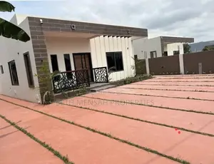 3bdrm House in Skm Property House, Oyarifa for sale