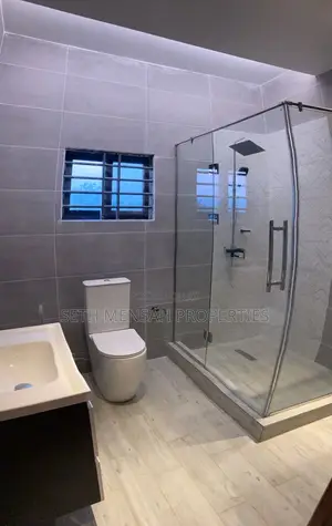 3bdrm House in Skm Property House, Oyarifa for sale