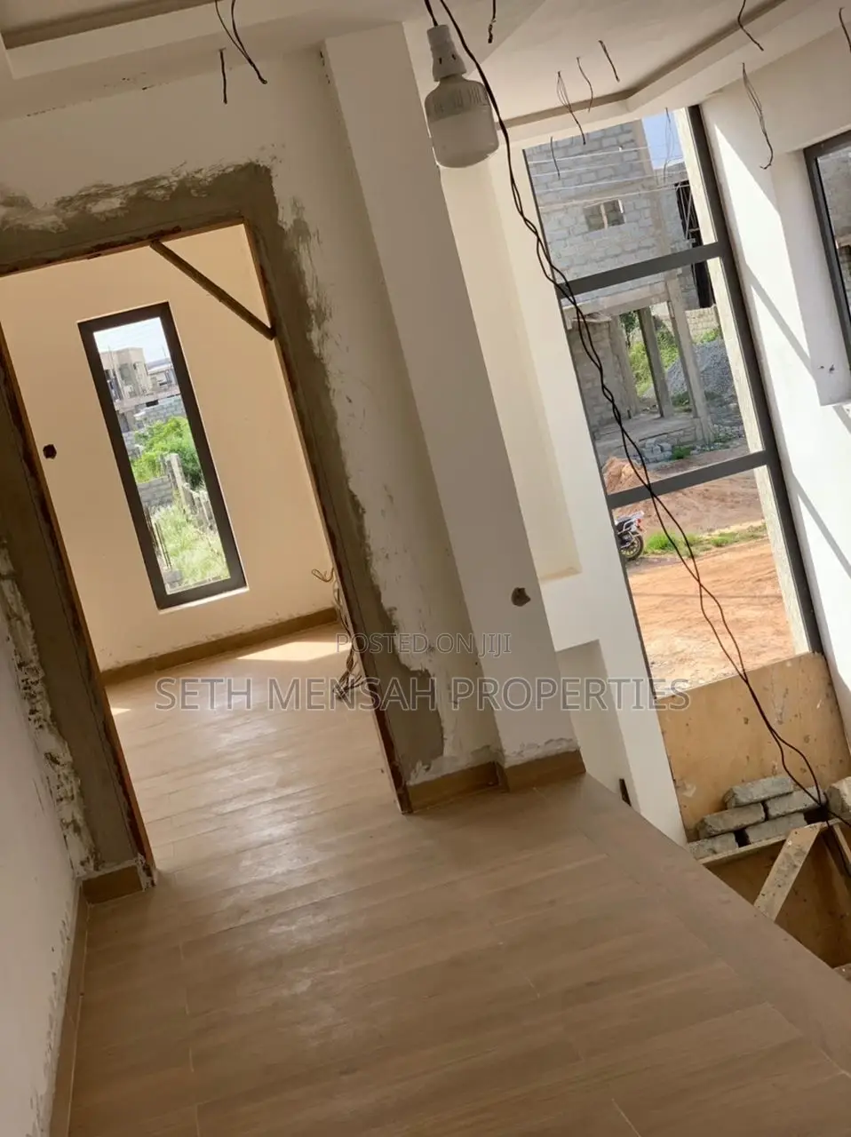 4bdrm House in Skm Property House, East Legon for Sale