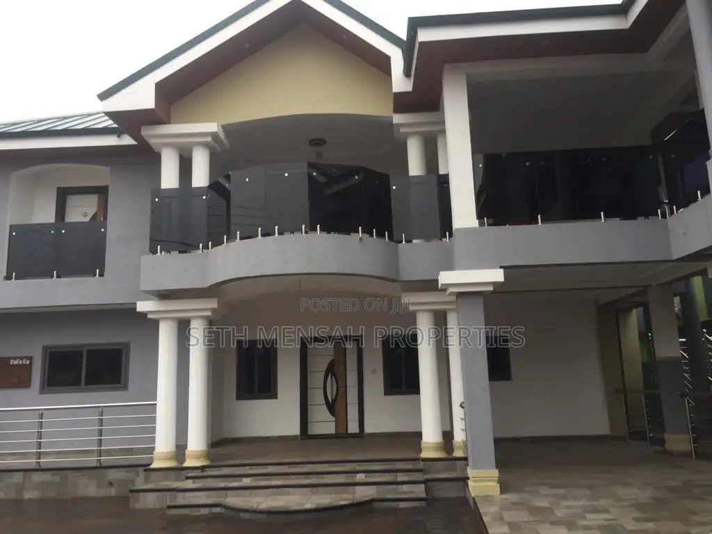 6bdrm House in Skm Property House, Haatso for Sale
