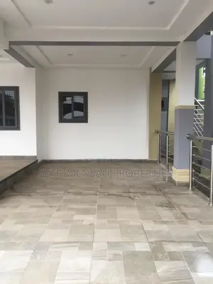 6bdrm House in Skm Property House, Haatso for Sale