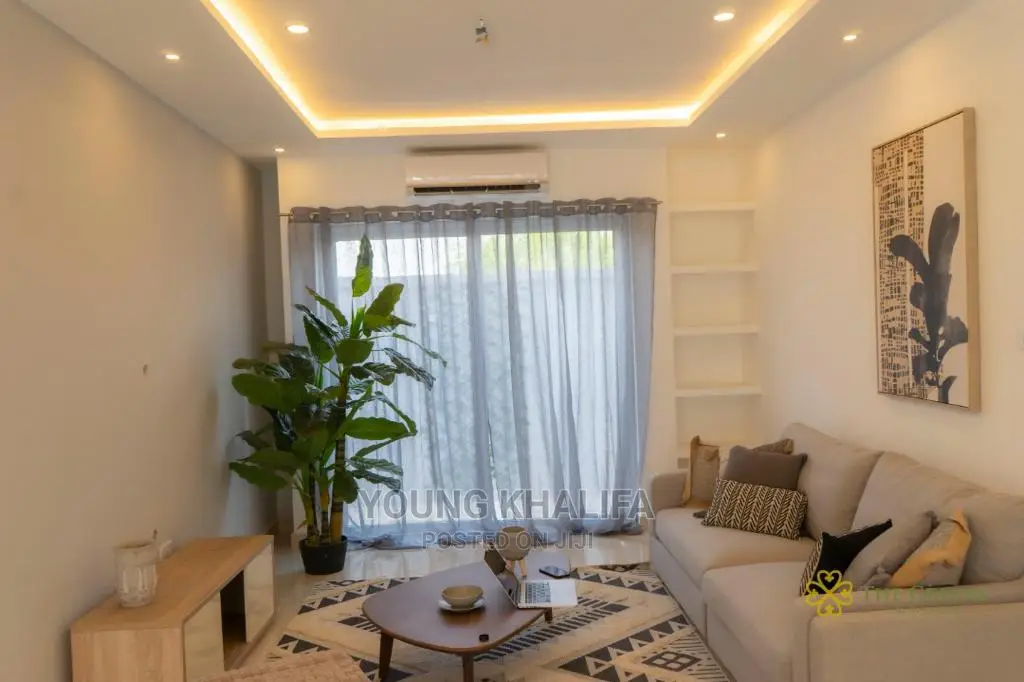 Furnished 3bdrm House in Estate House'S, Tema Metropolitan for sale