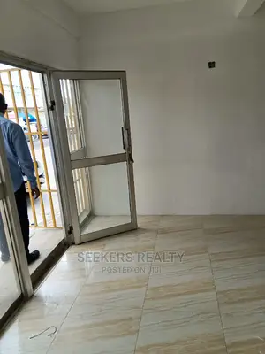 A Shop for Rent at Osu