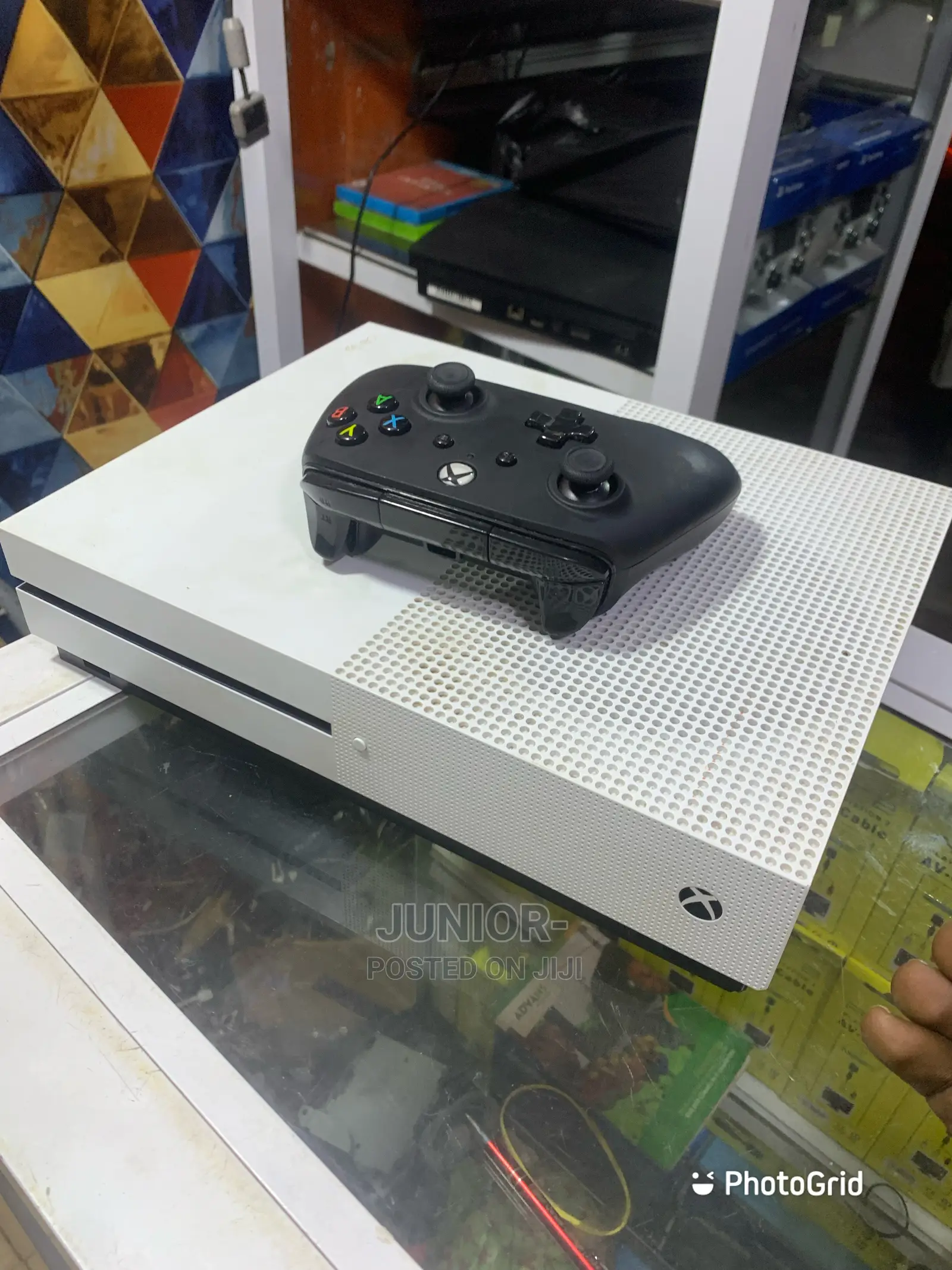 Xbox 1 S Installed With 10 Latest Games