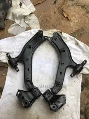 Honda CR-V Lower Arm