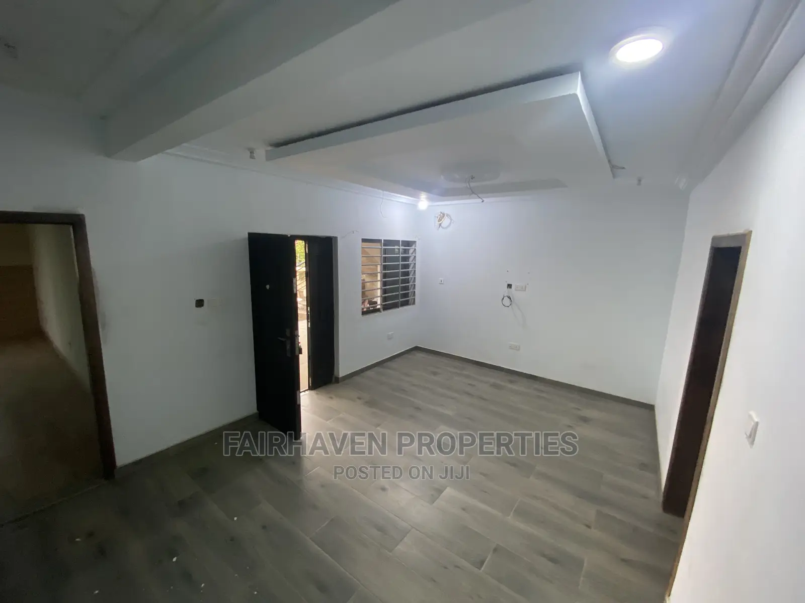 2bdrm Apartment in Tseaddo Roundabout, Airport Residential Area