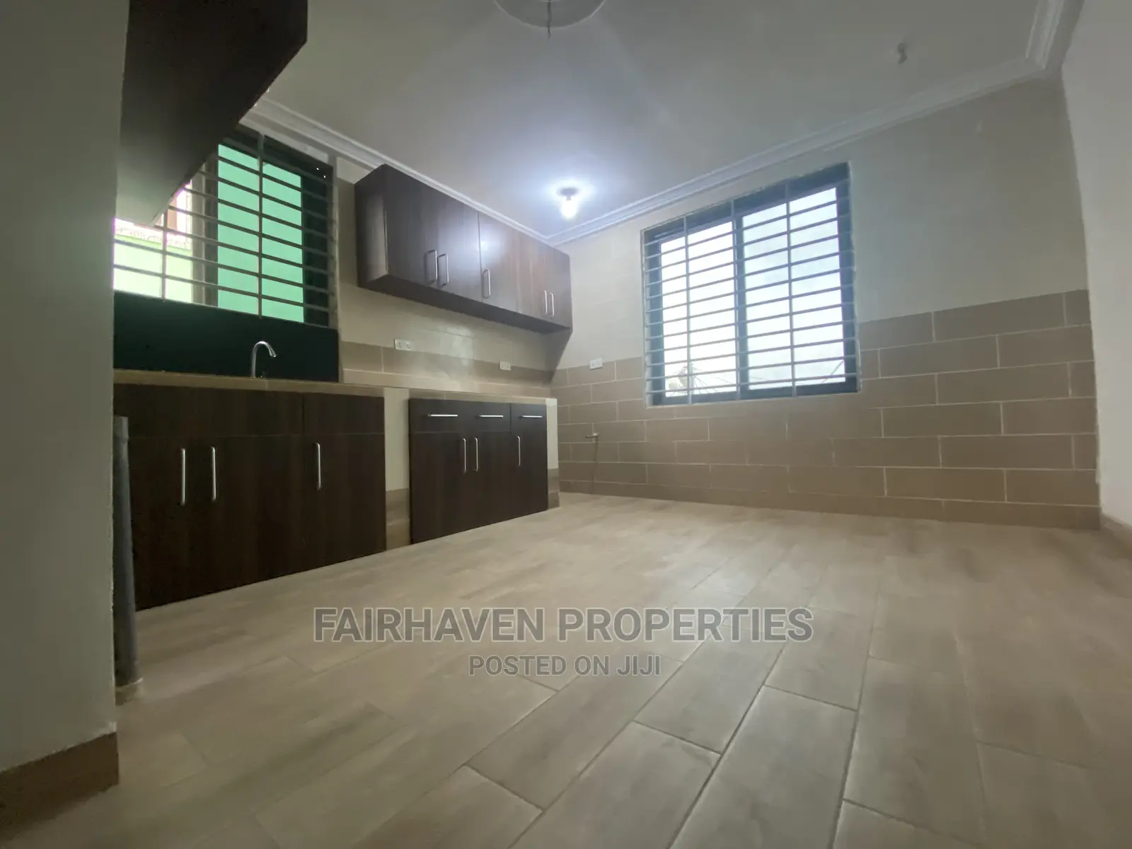 2bdrm Apartment in Tseaddo Roundabout, Airport Residential Area