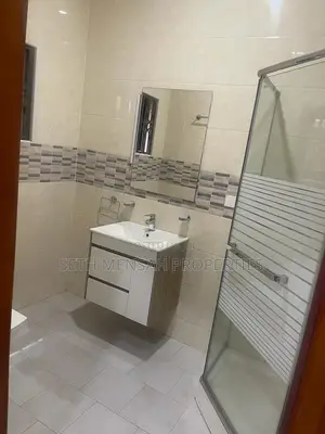 5bdrm House in Skm Property For, East Legon for Rent