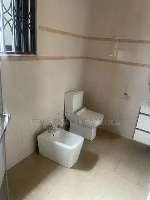 5bdrm House in Skm Property For, East Legon for Rent