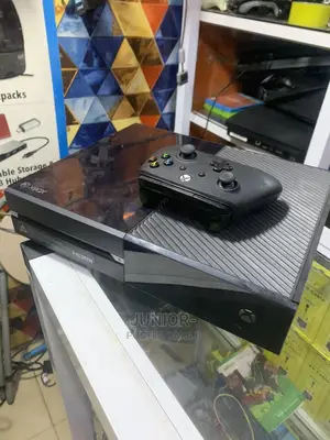 Xbox 1 With Fc25 10 Free Games