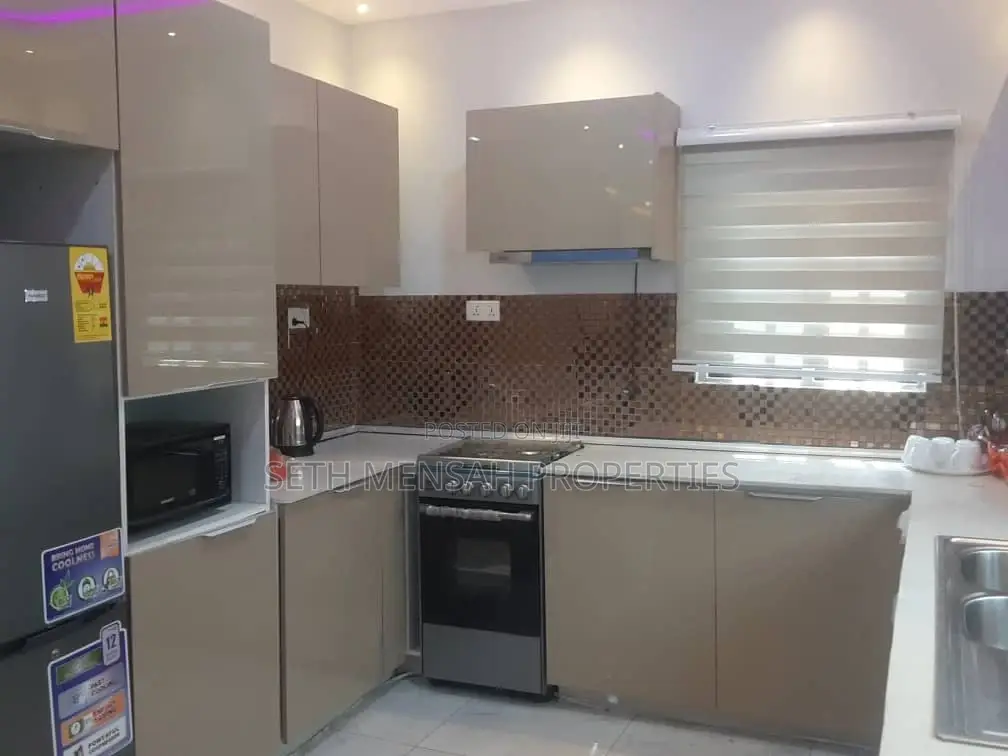 3bdrm House in Skm Property For, Adenta for Sale