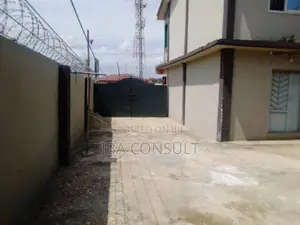 4bdrm House in Achimota for sale