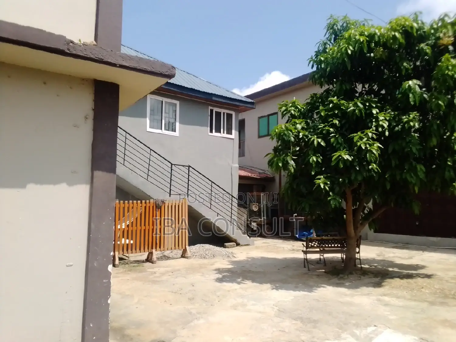 4bdrm House in Achimota for sale