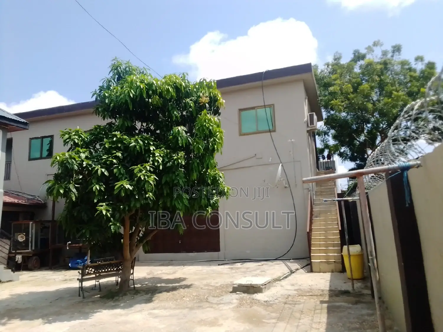 4bdrm House in Achimota for sale