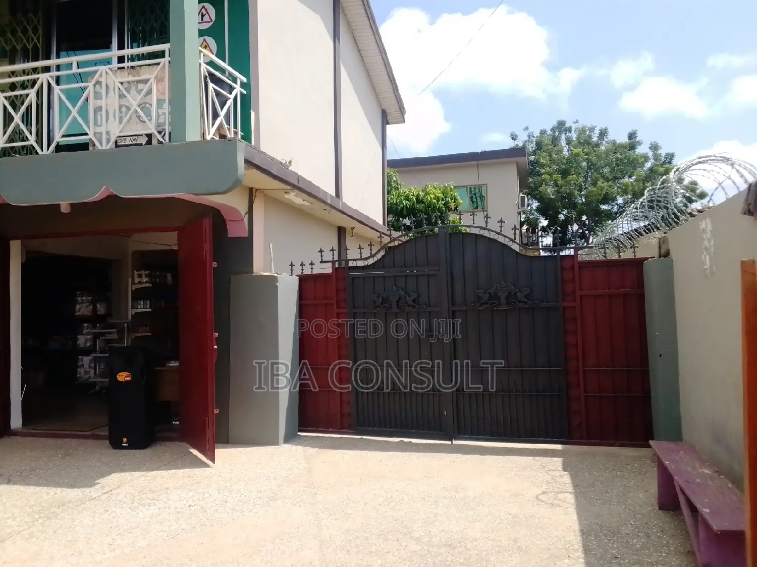 4bdrm House in Achimota for sale