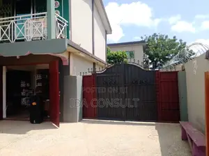 4bdrm House in Achimota for sale