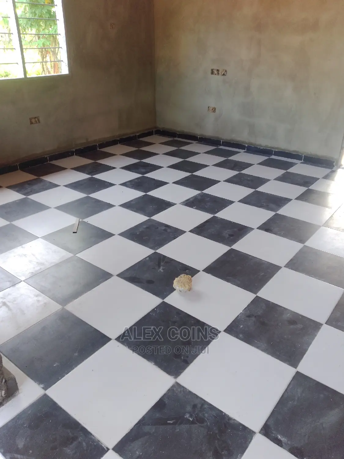 Professional Tiler