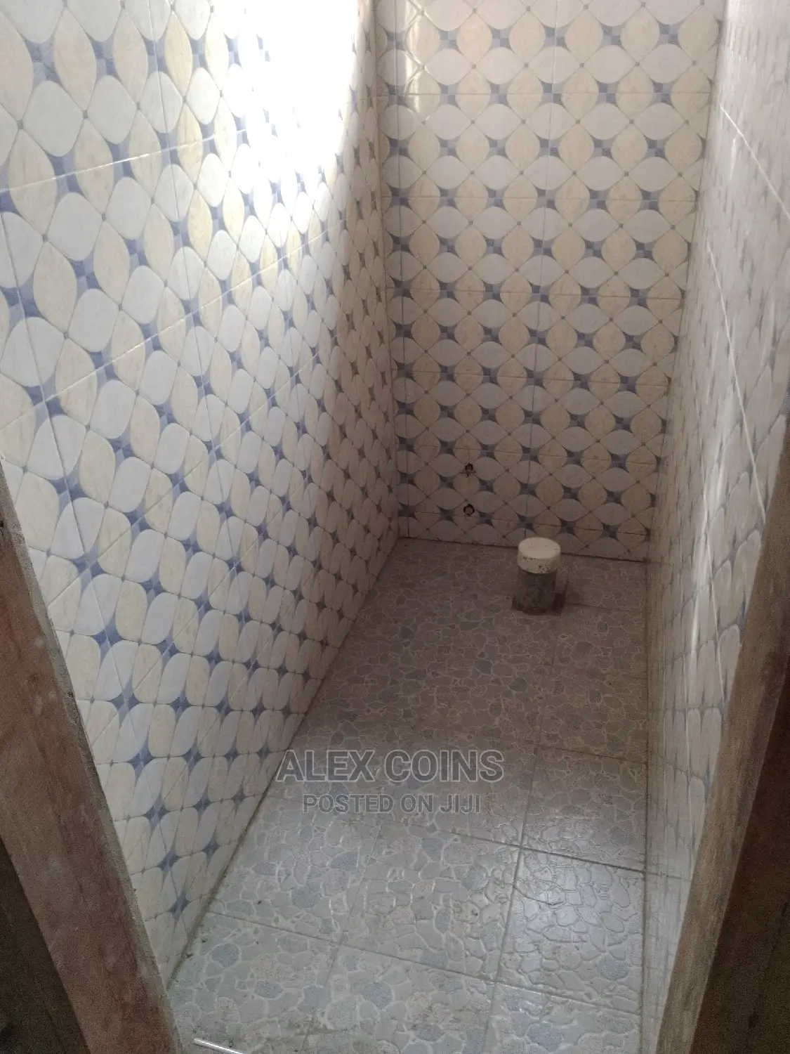 Professional Tiler