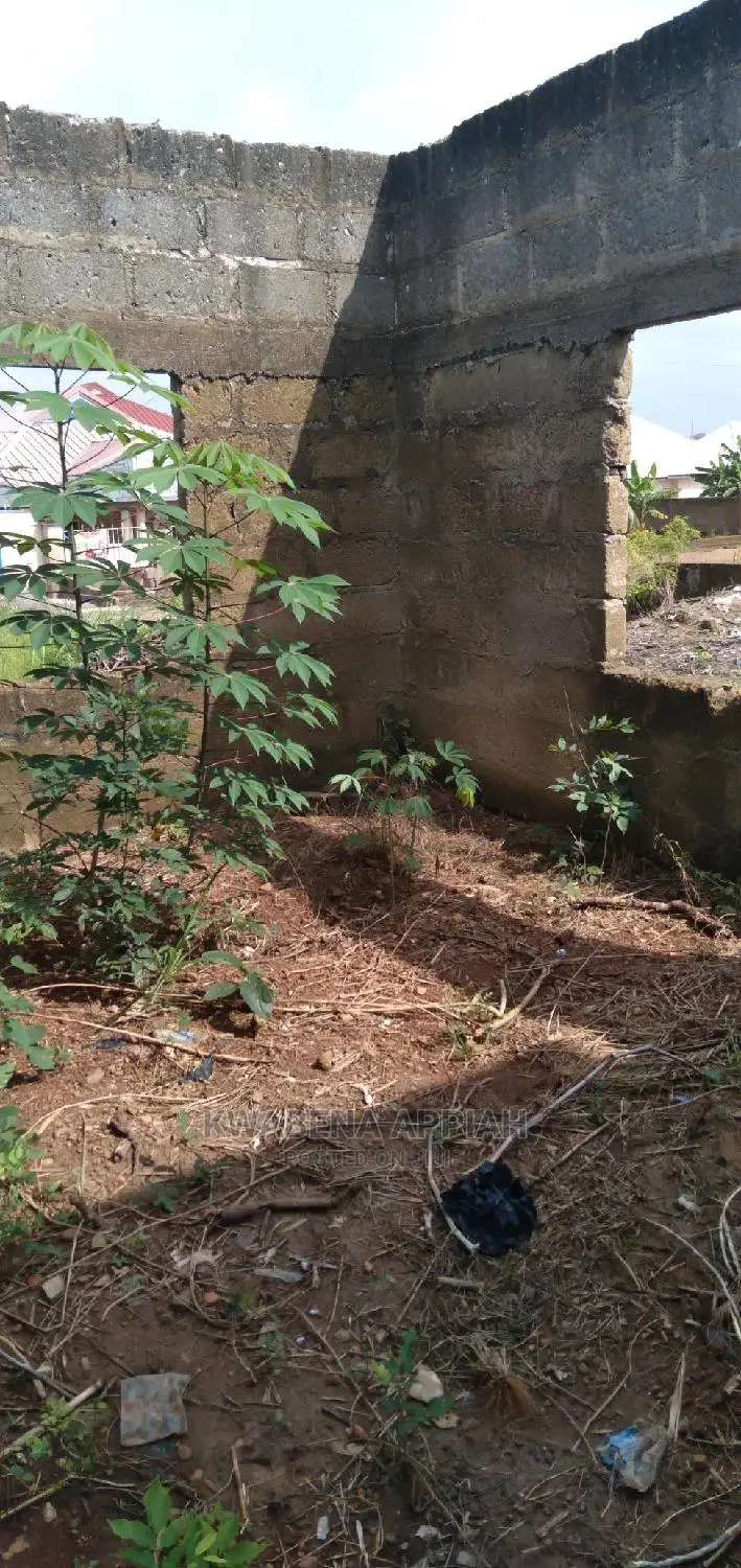 6bdrm House in Mark Estate At, Kumasi Metropolitan for sale