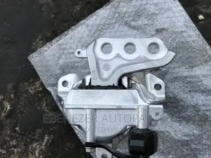 Honda Civic Engine Seat 2016,2017,2018,2019,2020,2021
