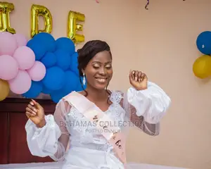 Balloon Decor and Bridal Hair Makeup
