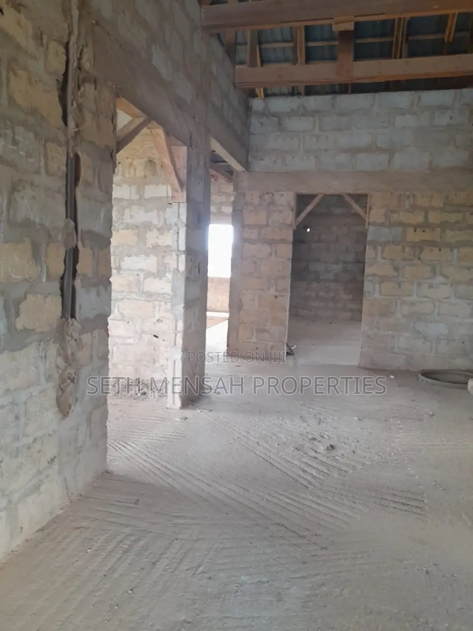 5bdrm House in 5 Bedroom House, Tantra Hills for Sale