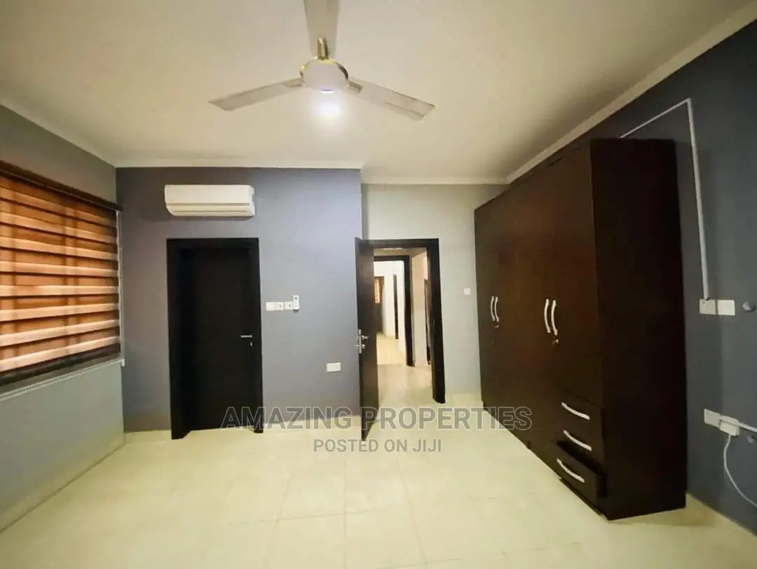 4bdrm House in Adjiriganor for Rent