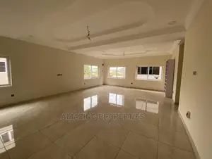 5bdrm House in Airport Residential Area for Sale