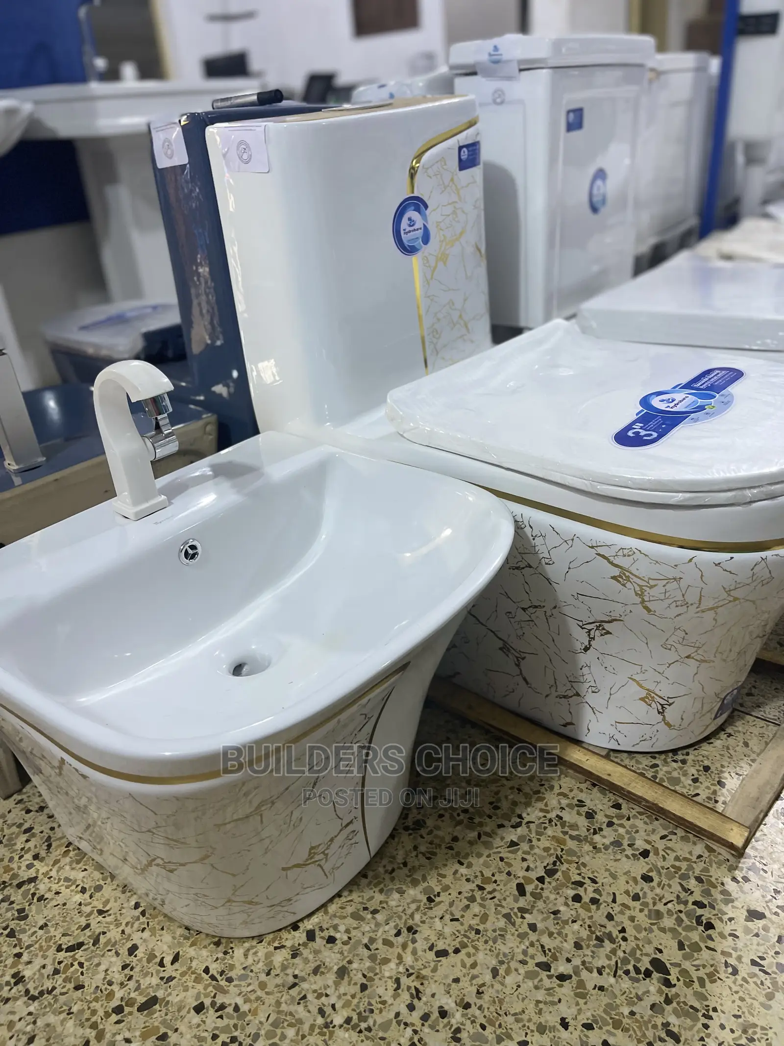 Hot Sale Siphonic Water With Basin